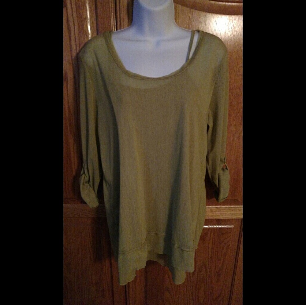 Boutique top, lt green sheer over lt green tank